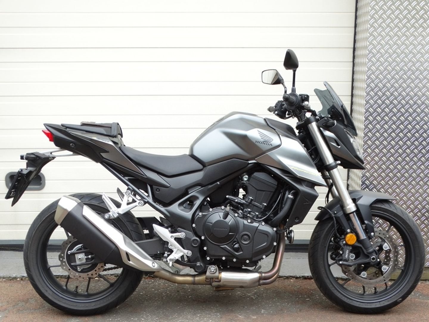 Honda CB 750 Hornet (bj 2023), 2 cilinders, HONDA, Onbekend, Particulier