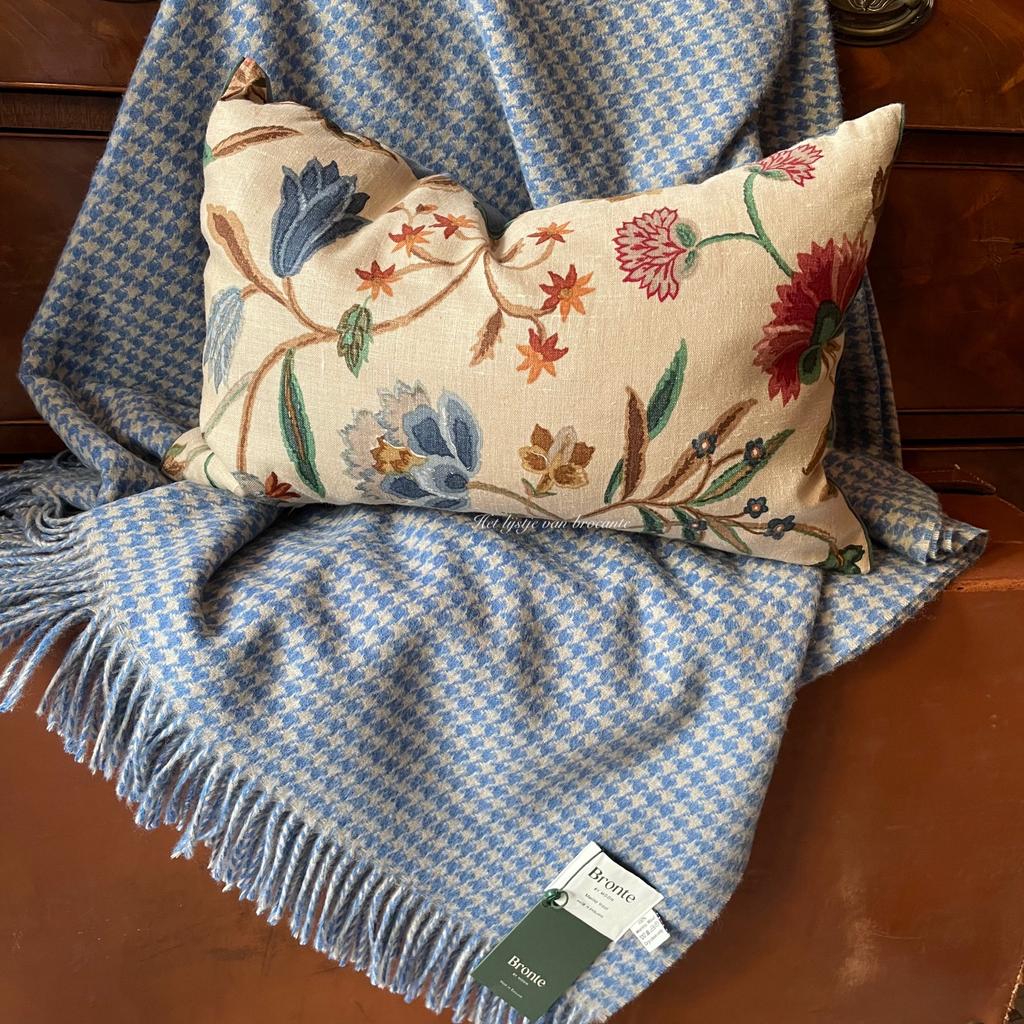 Engels wollen plaid Bronte by Moon Houndstooth blue, Westdijk 41 3241 GT Middelharnis, Ophalen of Verzenden, Info@hetlijstjevanbrocante.nl