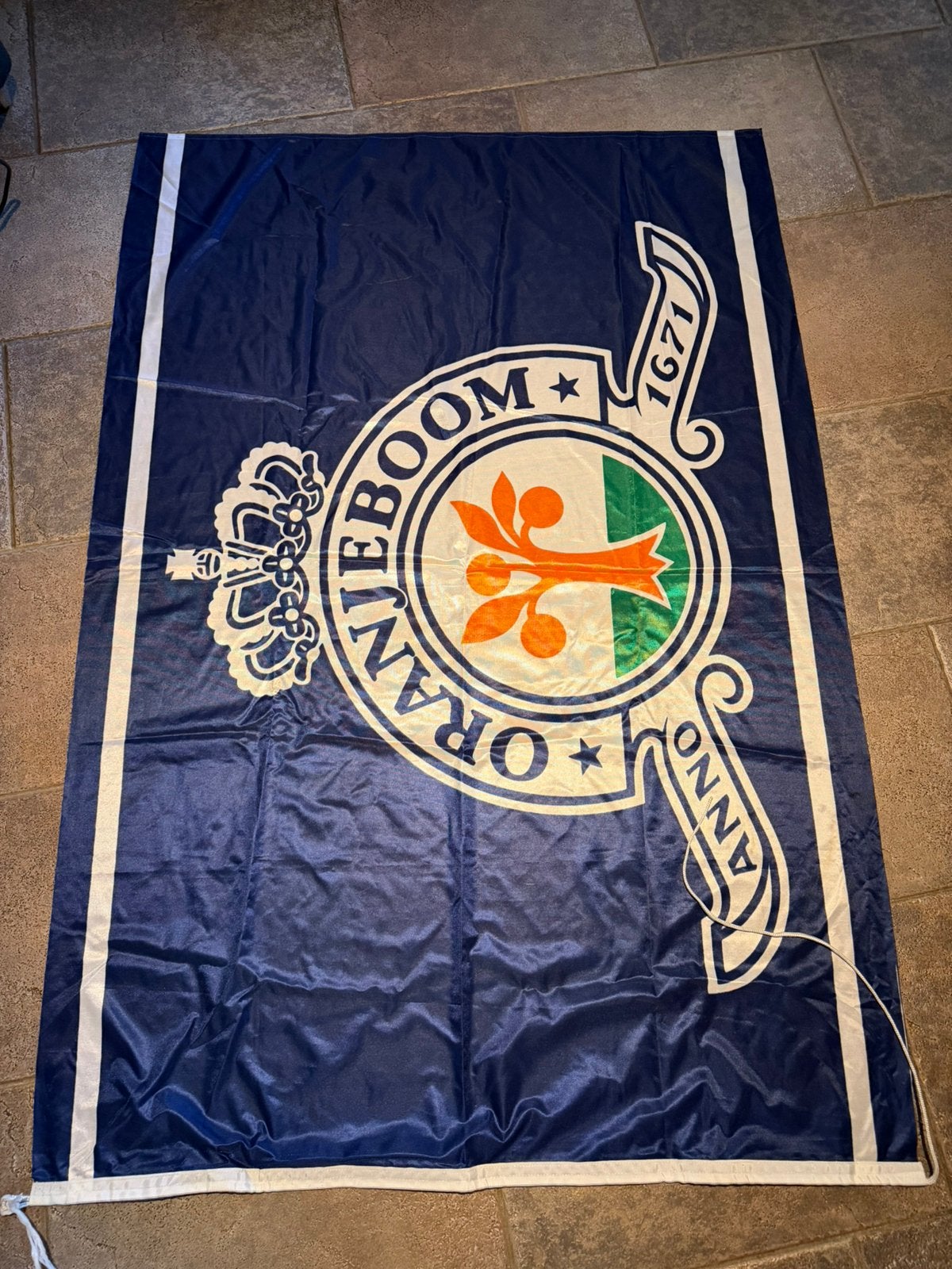 Oranjeboom vlag  100 hoog bij 145 lang, Ophalen of Verzenden, Zo goed als nieuw