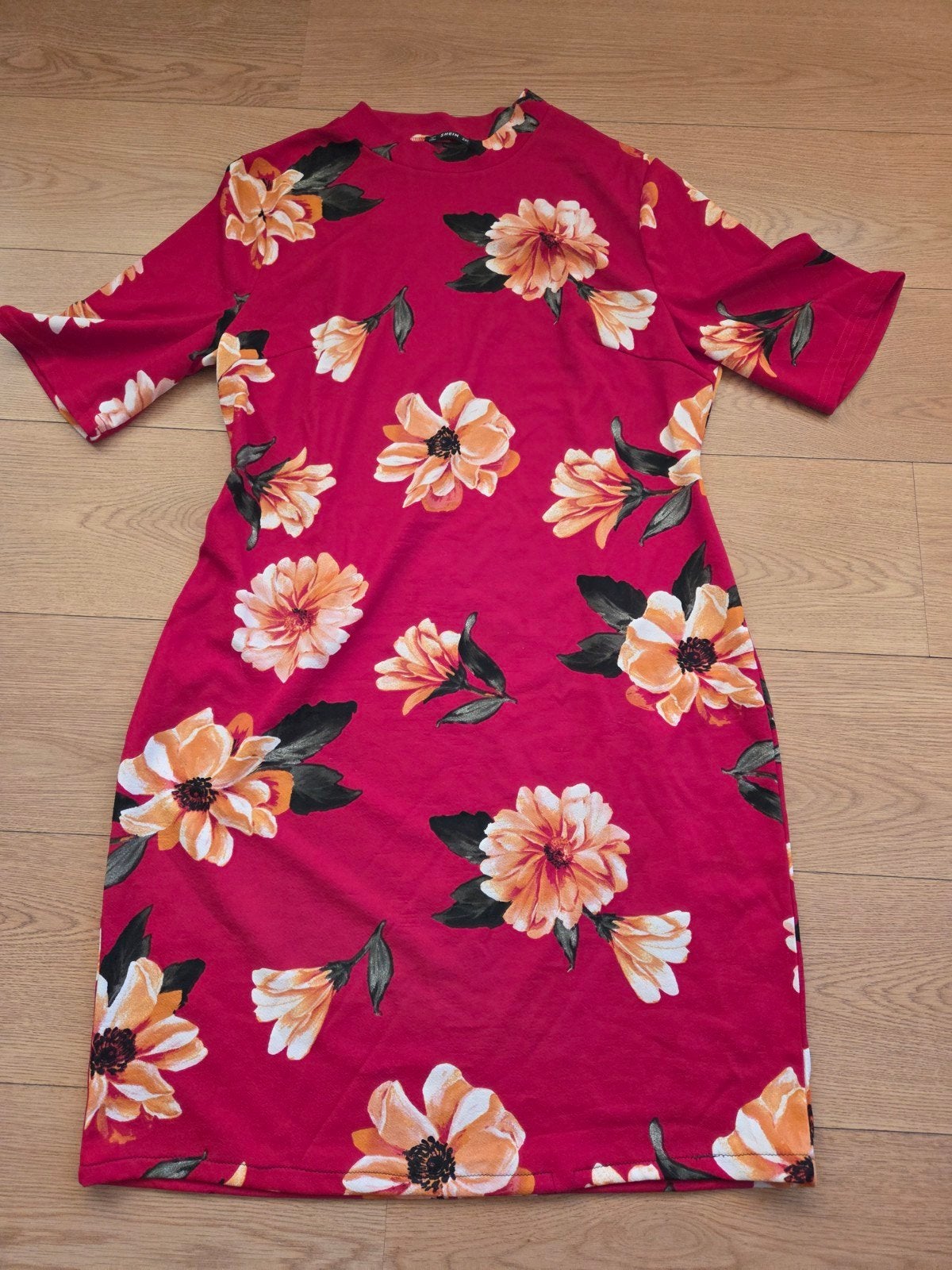 Rode bloemen jurk maat XXL, Maat 46/48 (XL) of groter, Ophalen of Verzenden, Gedragen, Shein