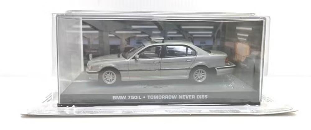 BMW 750 iL James Bond 007 #15., Ophalen of Verzenden, Zo goed als nieuw, Auto, Universal Hobbies