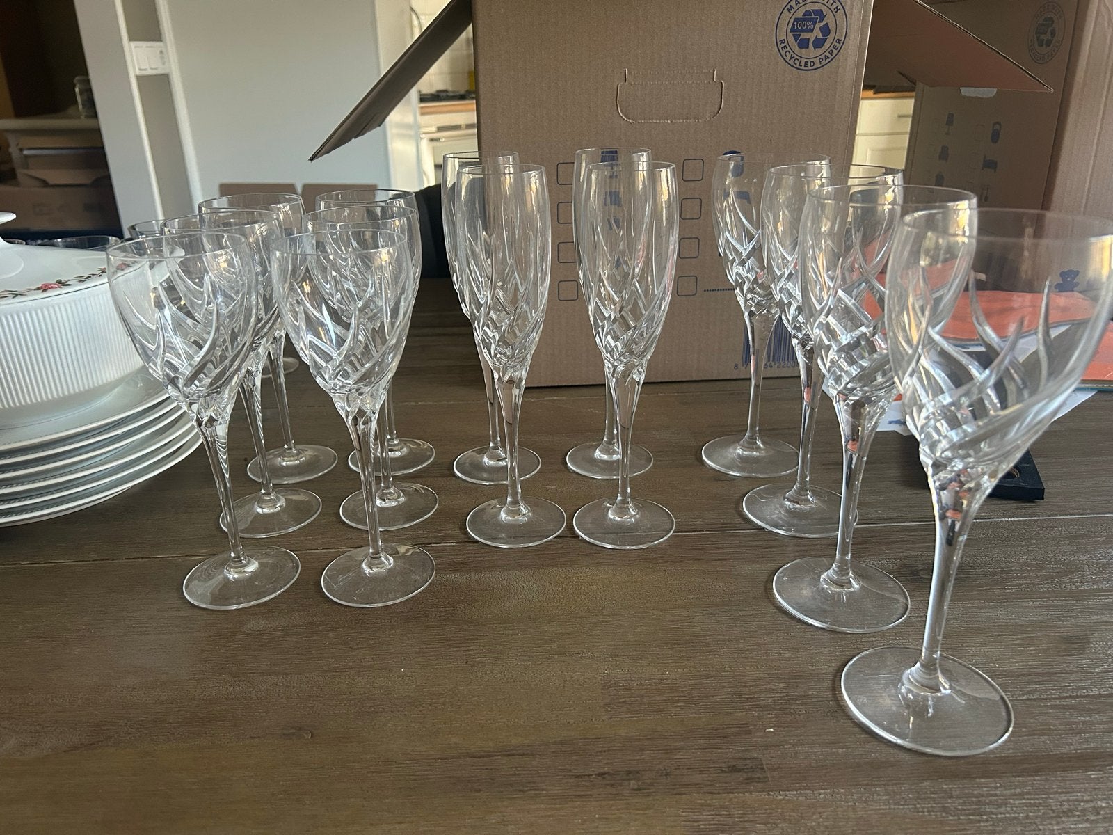 Servies van Wedgwood, Ophalen