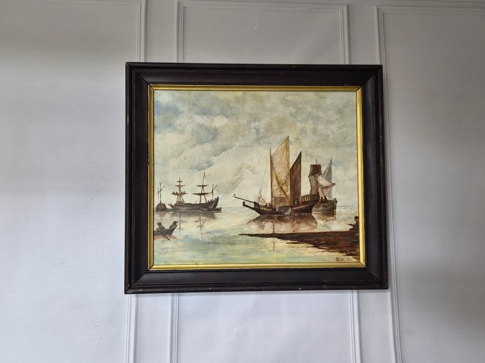 Maritiem schilderij: Boten aan de kust, gesigneerd, Antiek en Kunst, Ingelijst, Maritiem / water, Doek, Ophalen of Verzenden