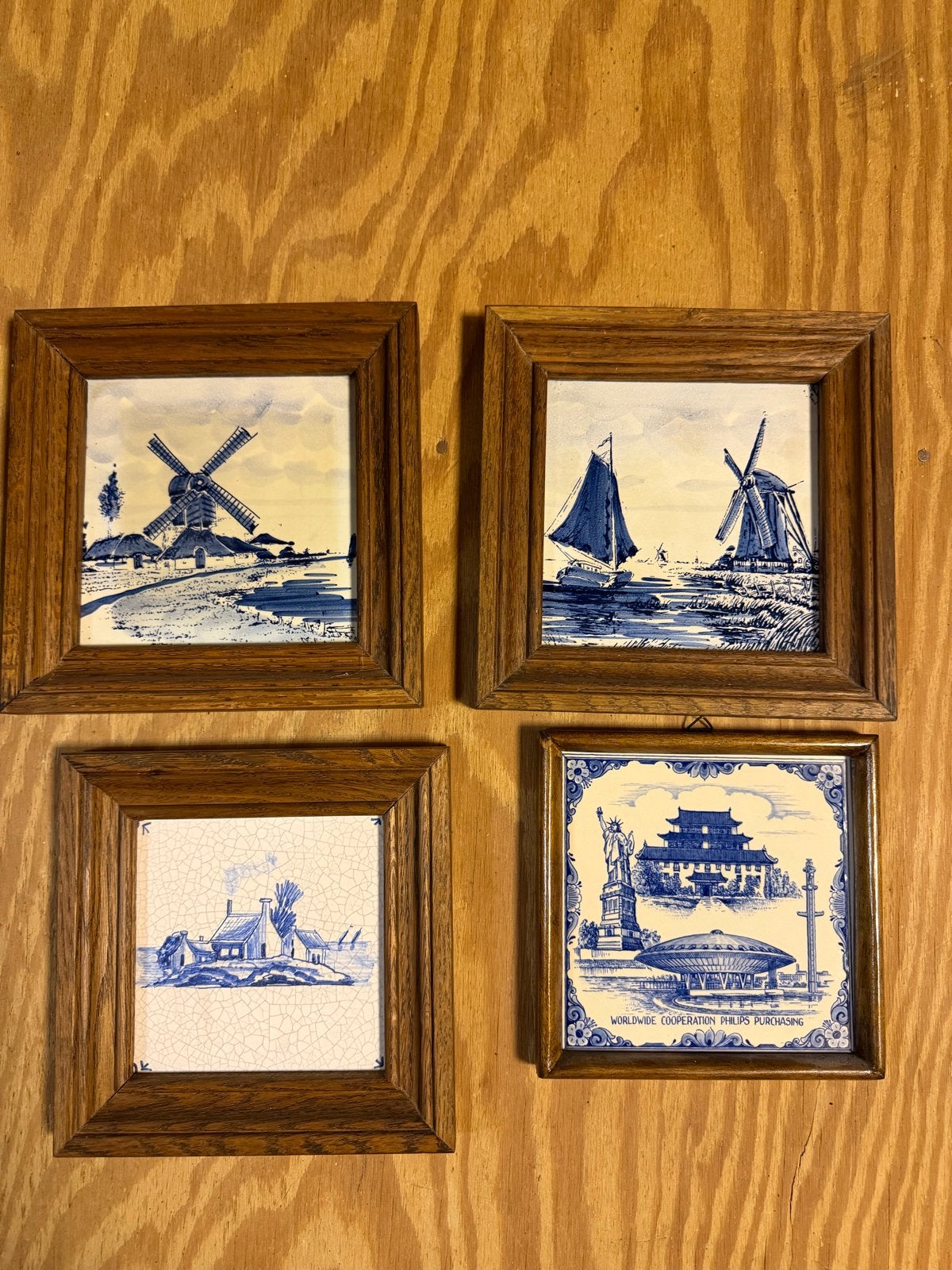 Set van 4 Delfts Blauwe tegeltjes in houten lijst, Antiek en Kunst, Ophalen of Verzenden