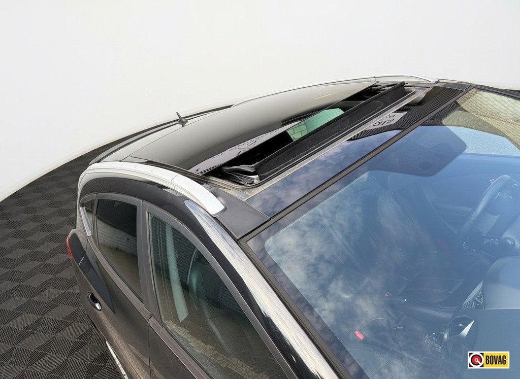 Hyundai Ix35 2.0i i-Catcher TREKHAAK LEDER PANO NAVI, Gebruikt, 4 cilinders, 1600 kg, SUV of Terreinwagen