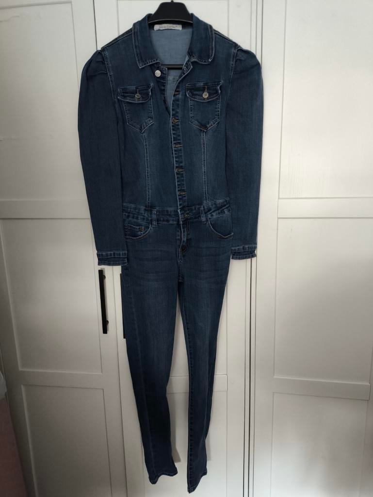 Nina Carter denim jumpsuit met stretch maat m, Ophalen of Verzenden, Zo goed als nieuw, Maat 38/40 (M), Blauw
