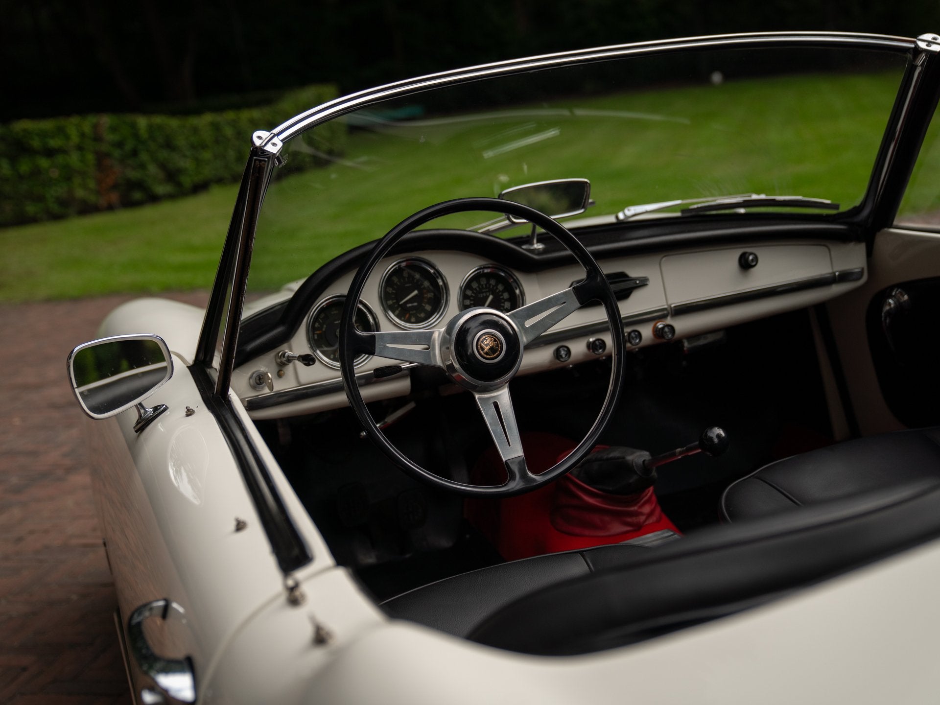 Alfa Romeo Giulia 1600 Spider | Origineel Nederlands, foto 7