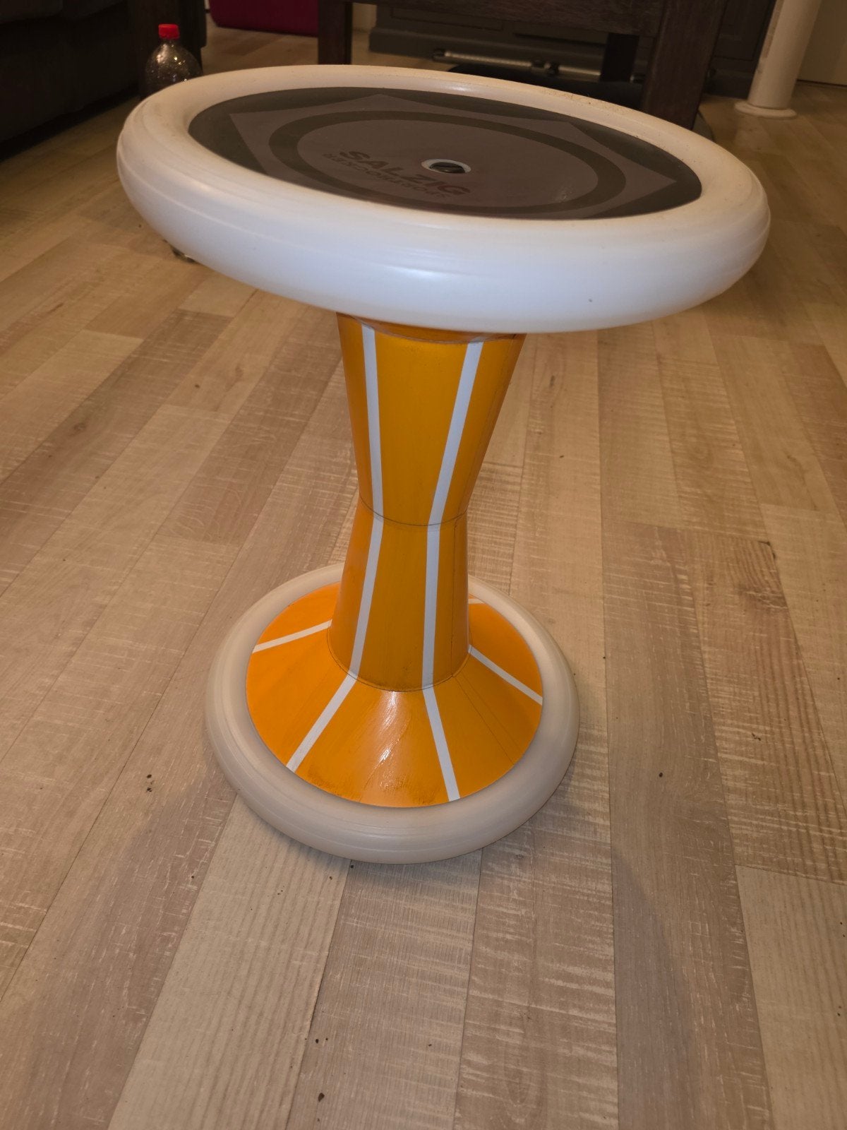 Sport Hocker Salzig - Ergonomische Kruk, Ophalen of Verzenden, Zo goed als nieuw, Kunststof