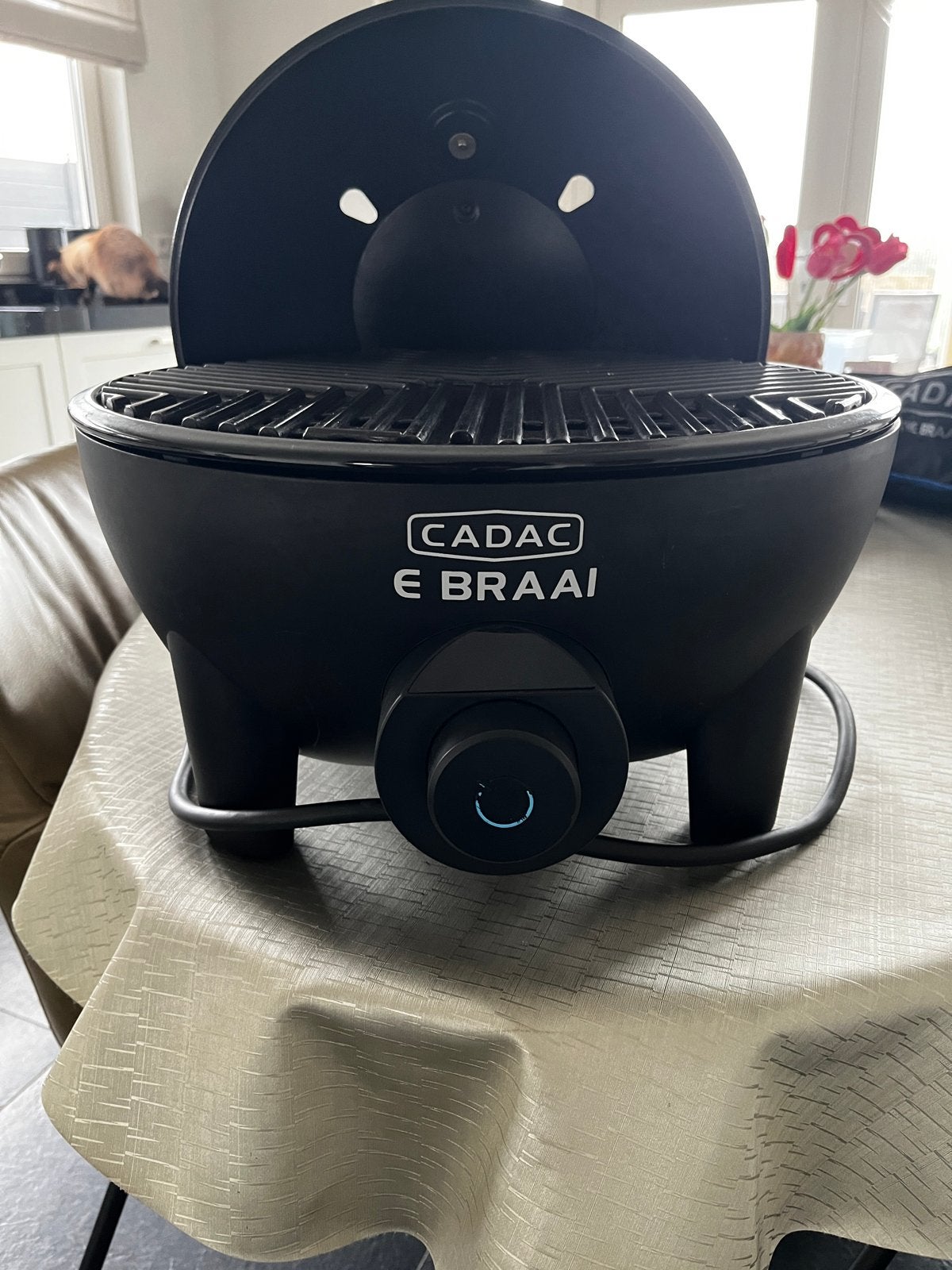 Cadac E Braai elektrische BBQ -  slechts 3X gebruikt!!!, Ophalen, Zo goed als nieuw