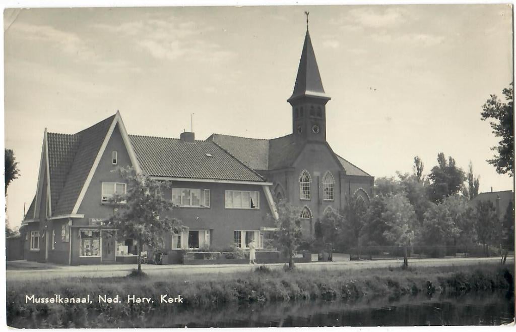 Musselkanaal - Ned. Herv. Kerk, Verzamelen, Ansichtkaarten | Nederland, Verzenden, 1960 tot 1980, Gelopen, Groningen