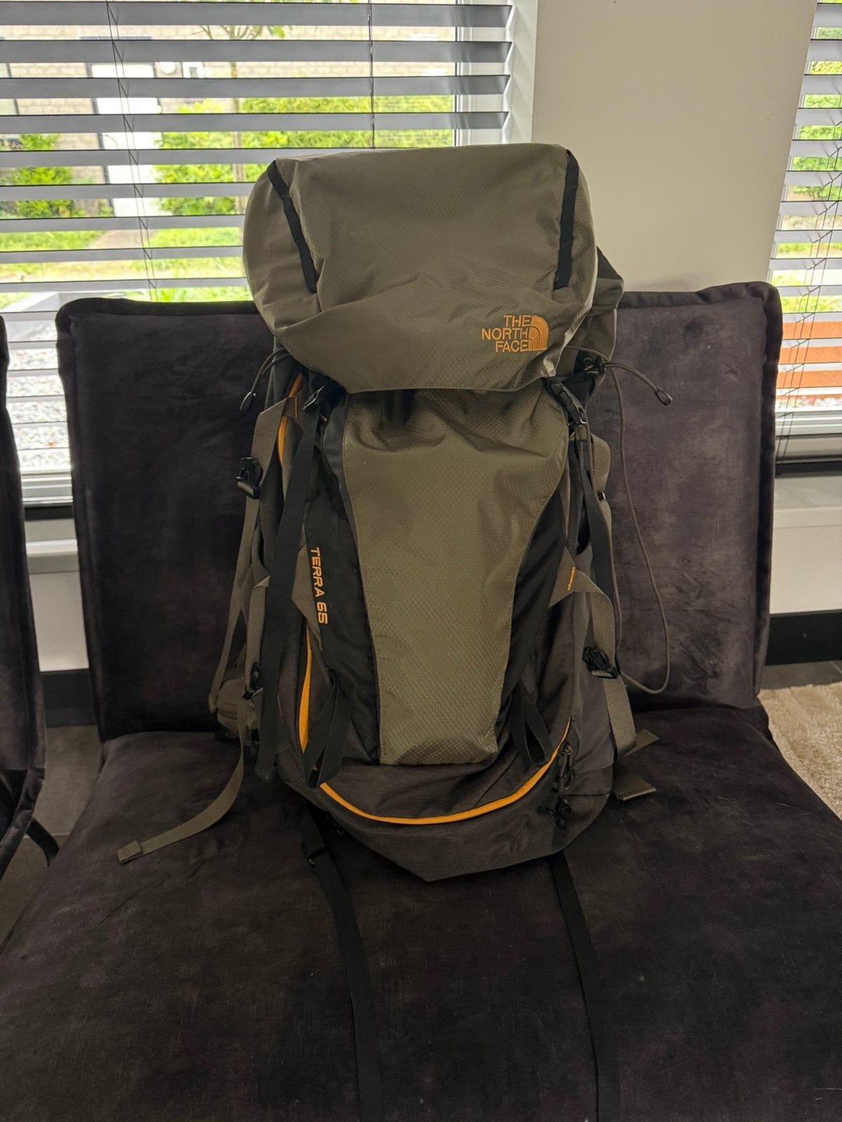 Backpack The North Face Terra 65 (65 liter), 30 cm of meer, Groen, Nieuw, Minder dan 35 cm