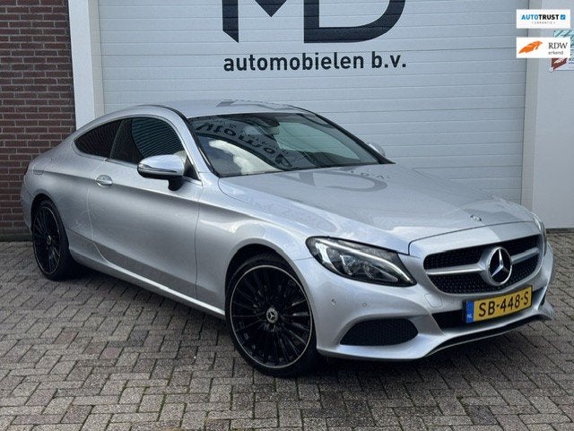 Mercedes-Benz C-klasse Coupé 180 Prestige-LED-Stoelverwamin, Auto's, Achterwielaandrijving, Gebruikt, 4 stoelen, Leder en Stof