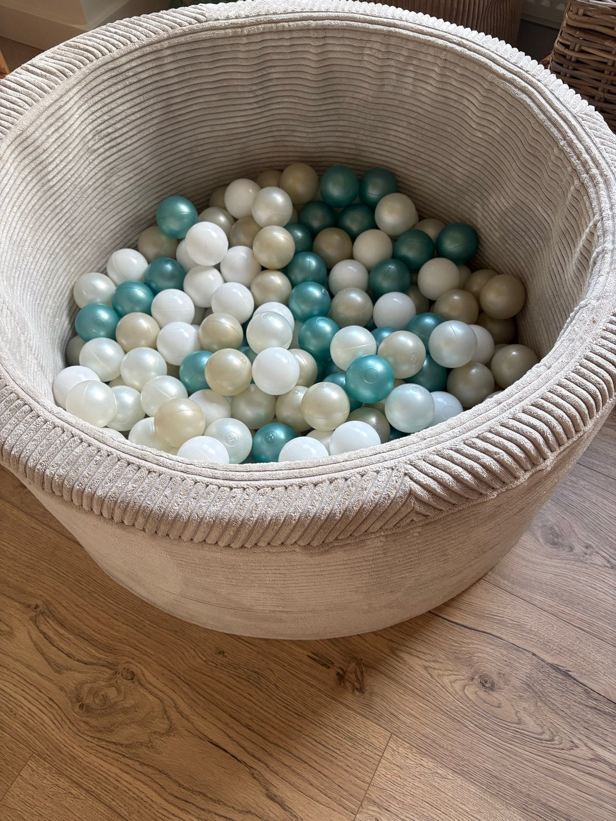 ballenbak van Moje, inclusief ballen, Ophalen, Zo goed als nieuw, Overige typen