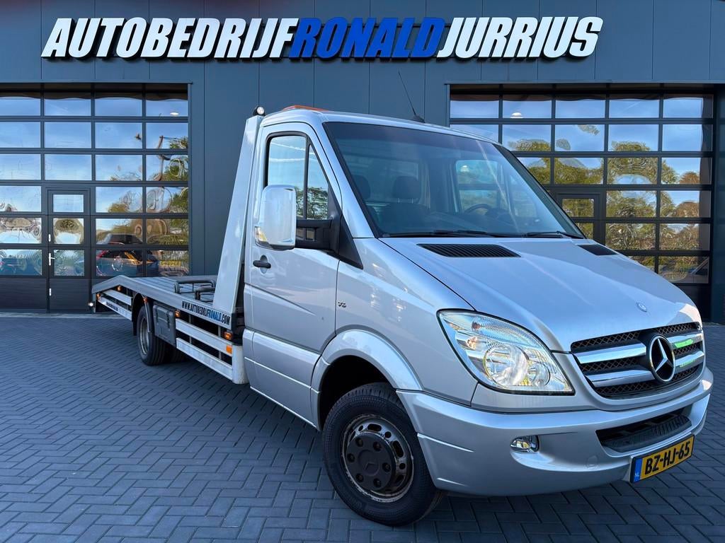 Mercedes-Benz 519CDI NLAuto/V6/3500kgTrekgewicht/Carplay/550, Automaat, Euro 5, Zwart, 190 pk