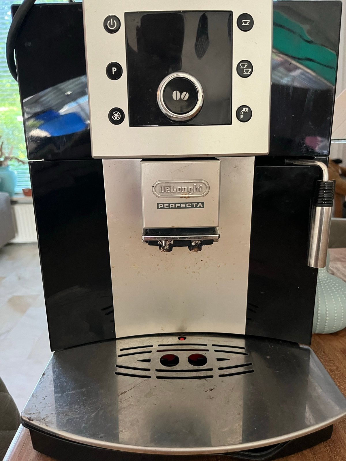 DeLonghi ESAM 5400 Perfecta - Defect voor onderdelen, Ophalen, Afneembaar waterreservoir, Koffiemachine, Koffiebonen