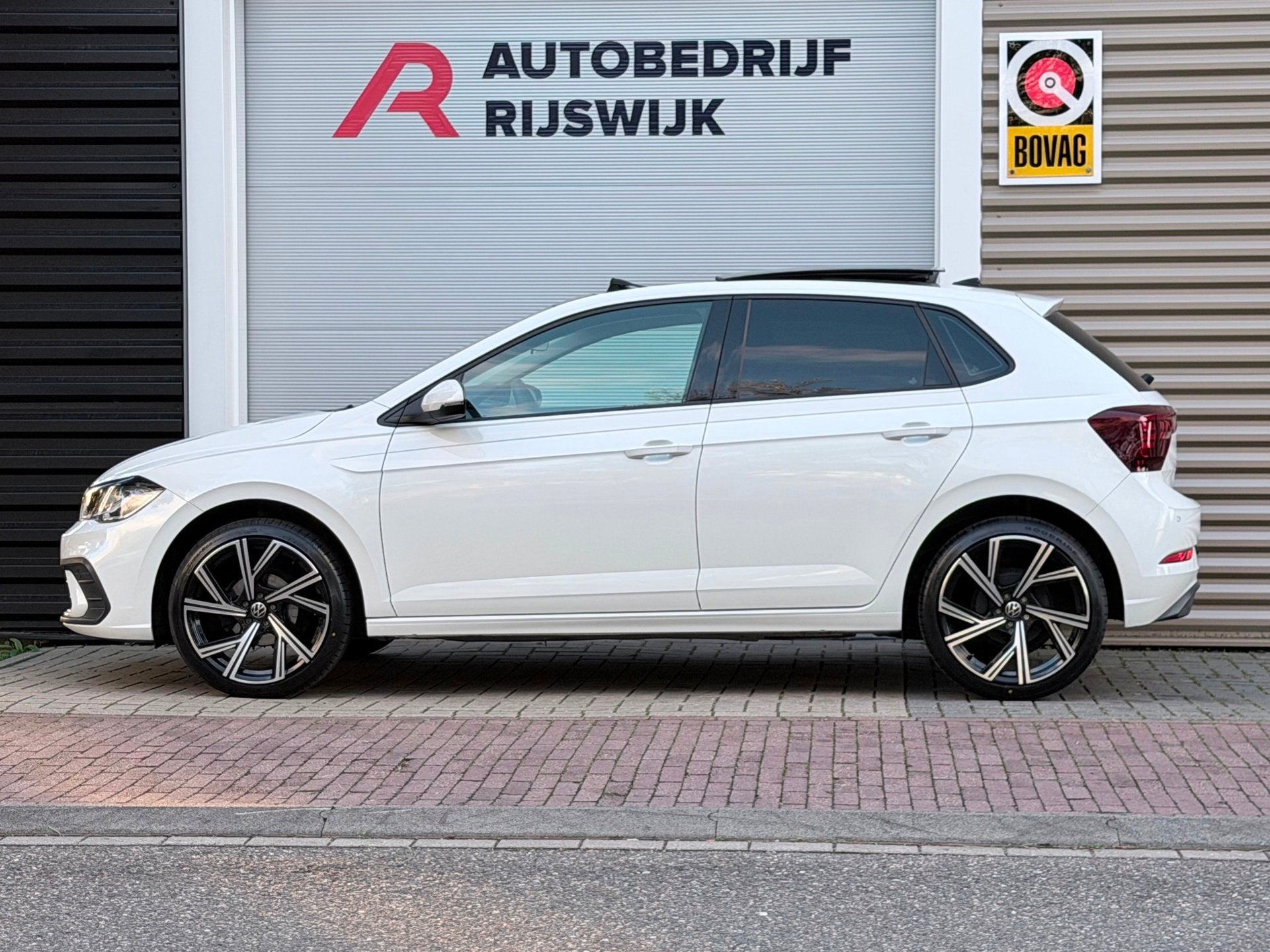 Volkswagen Polo 1.0 TSI Life Pano/AppleCarPlay/Led, Auto's, Gebruikt, 95 pk, 1096 kg, Wit
