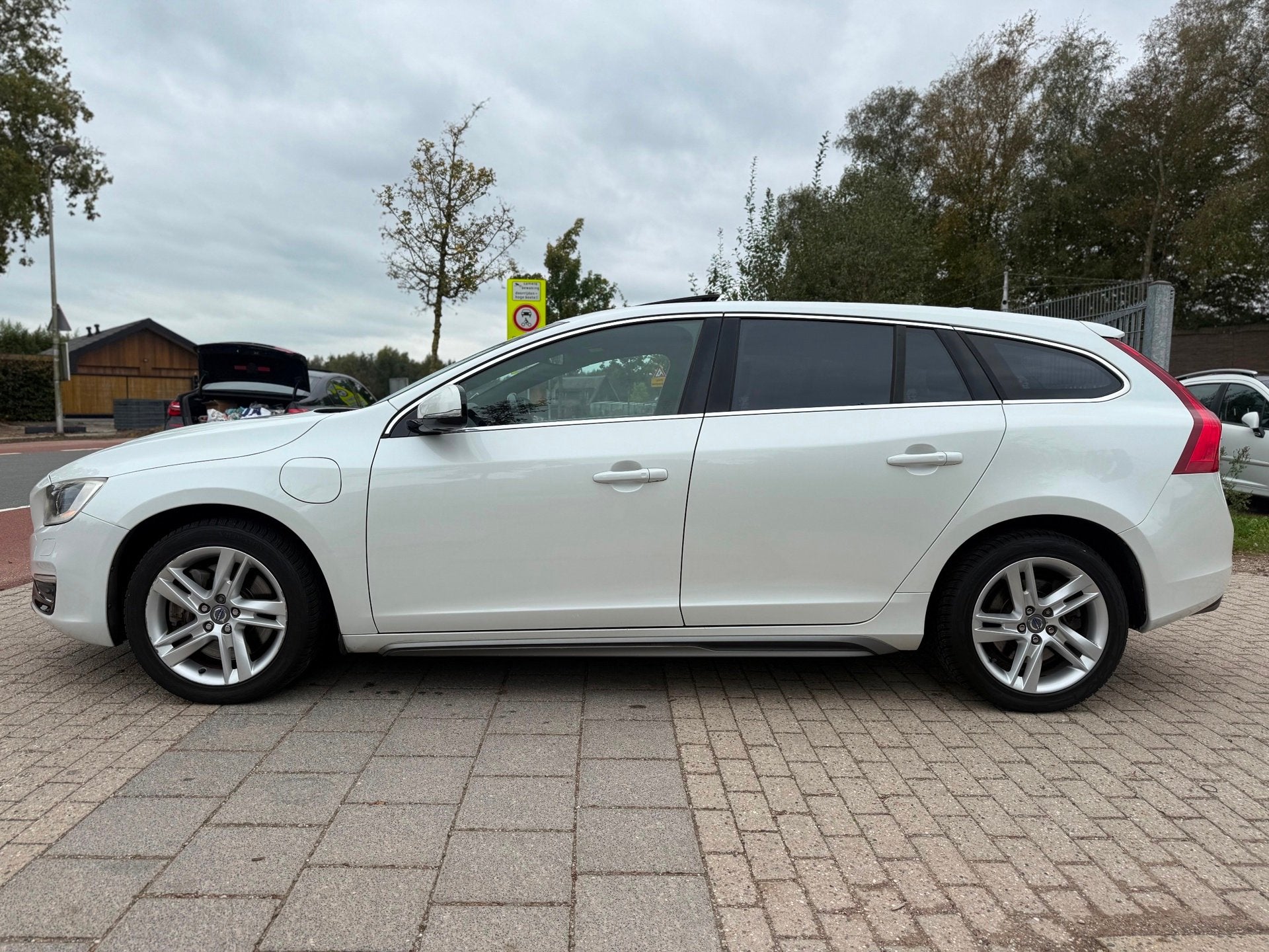 Volvo V60