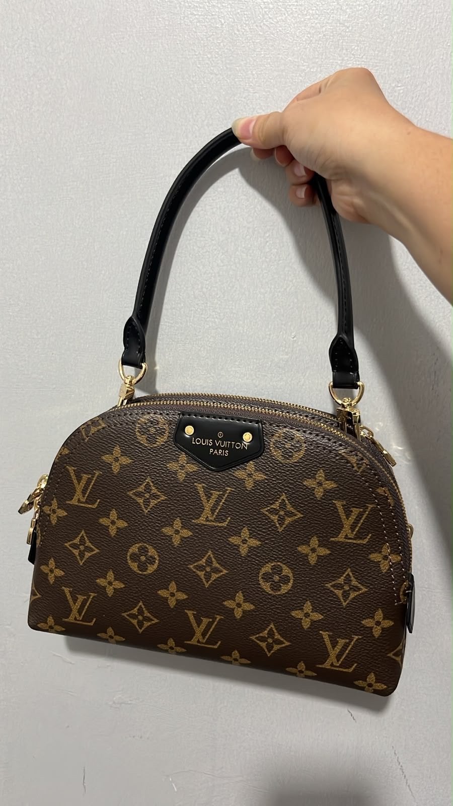Louis Vuitton Pochette Metis East West Monogram, Ophalen of Verzenden, Zo goed als nieuw, Bruin, Schoudertasje