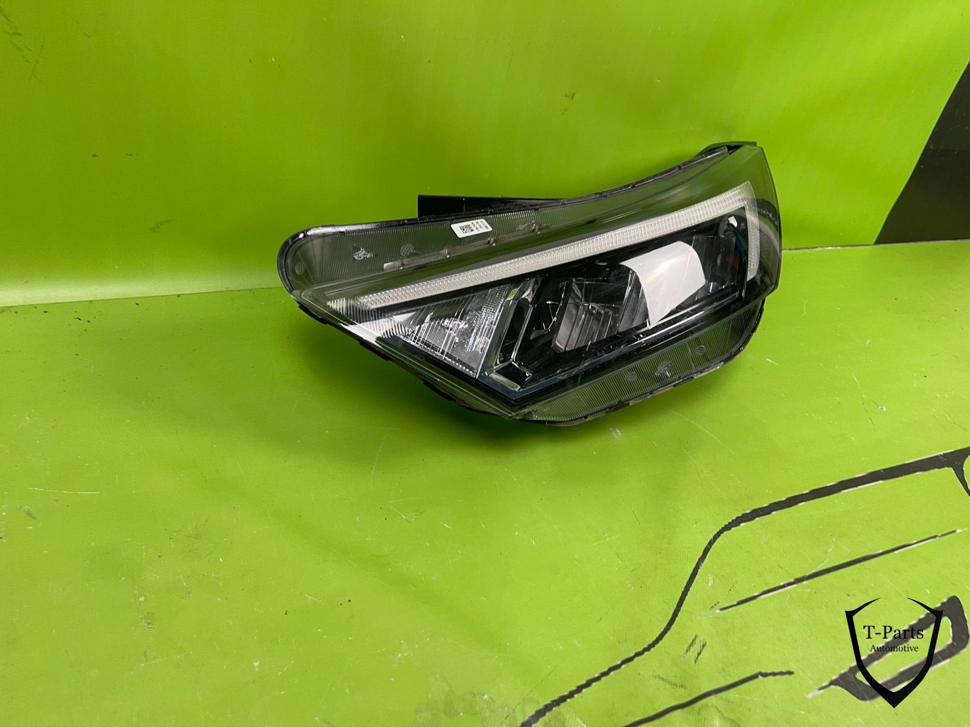 hyundai i20 koplamp links lamp 20+ LED 92101Q0100, Auto-onderdelen, Gebruikt, Heolleung-ro 12
06797  Seoul, Ophalen of Verzenden
