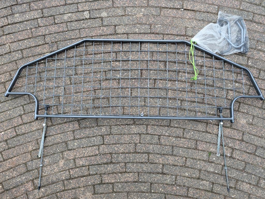 Hondenrek voor Ford Kuga II (2012-2019), Ophalen, Zo goed als nieuw