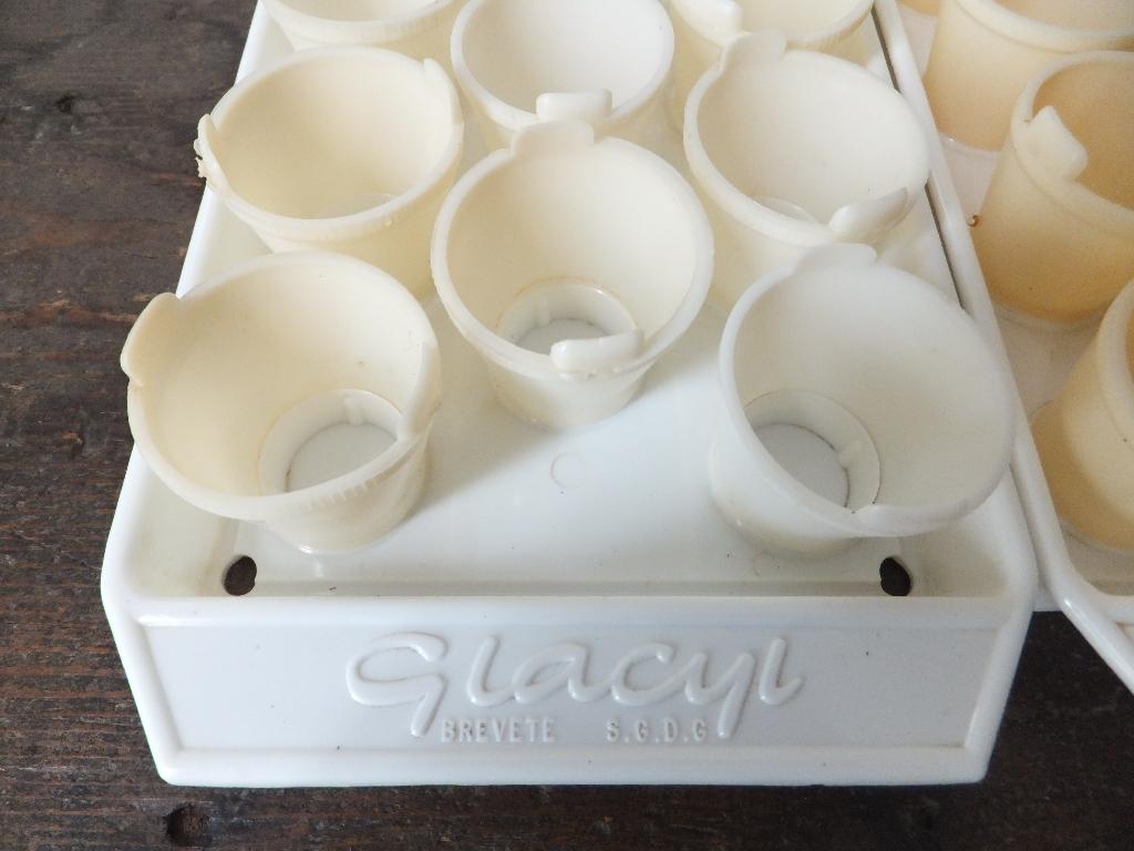 vintage ijsblokjes maker vriezer 2 bakjes jaren 50 60 glacyl, Ophalen of Verzenden