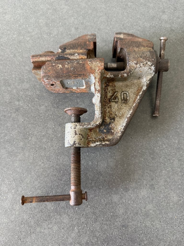 Vintage / antieke tafelbankschroef, Ophalen of Verzenden, Gebruikt, Bankschroef