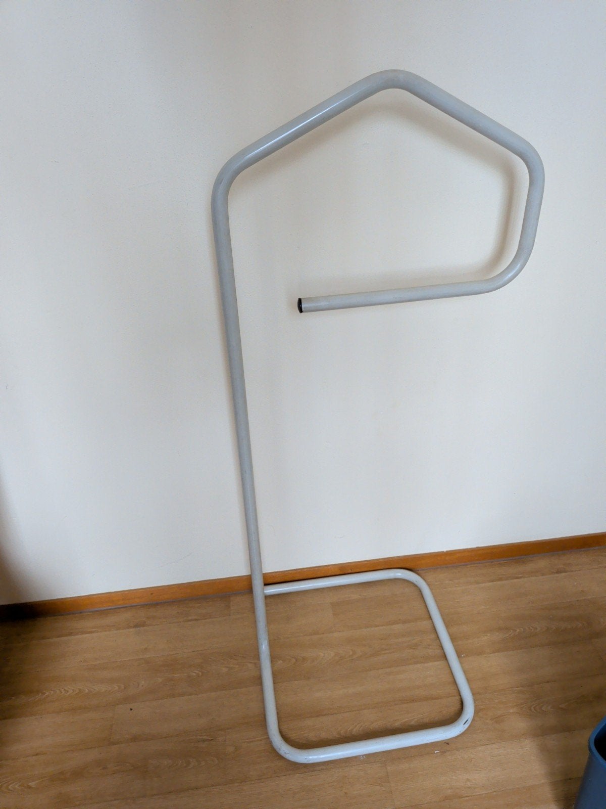 kledingrek vintage, Diversen, Verpleegmiddelen, Ophalen, Gebruikt