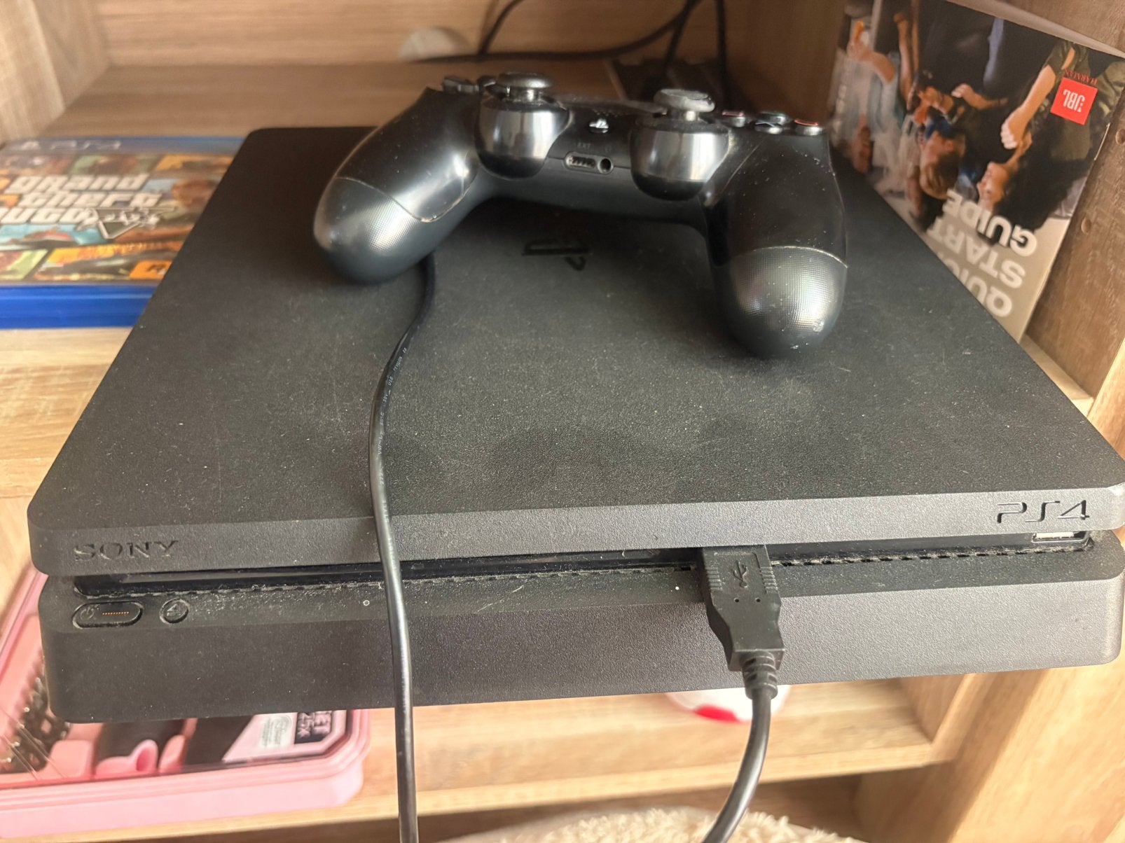 Ps4, Spelcomputers en Games, Spelcomputers | Sony PlayStation 4, Ophalen, Zo goed als nieuw, Met 1 controller, Slim