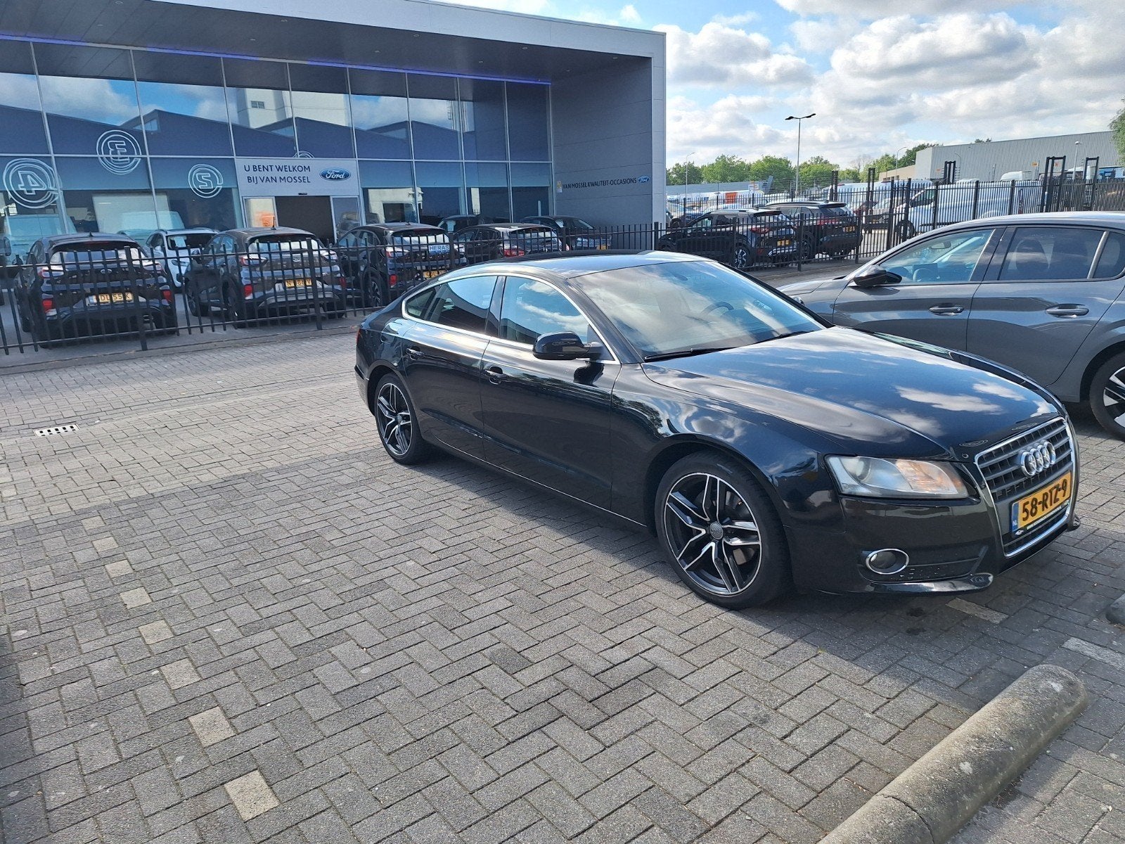 Audi A5 2.0 Tfsi 155KW Sportback M-trn. 2011 Zwart, Auto's, Audi, Zwart, 4 cilinders, 1984 cc, Zwart