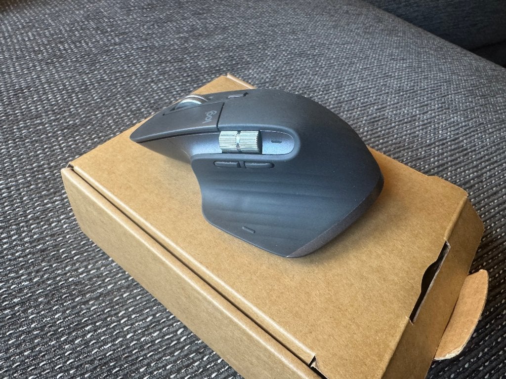 Logitec MX Master 3S, Computers en Software, Muizen, Gebruikt, Muis, Rechtshandig, Draadloos, Ergonomisch, Ophalen of Verzenden