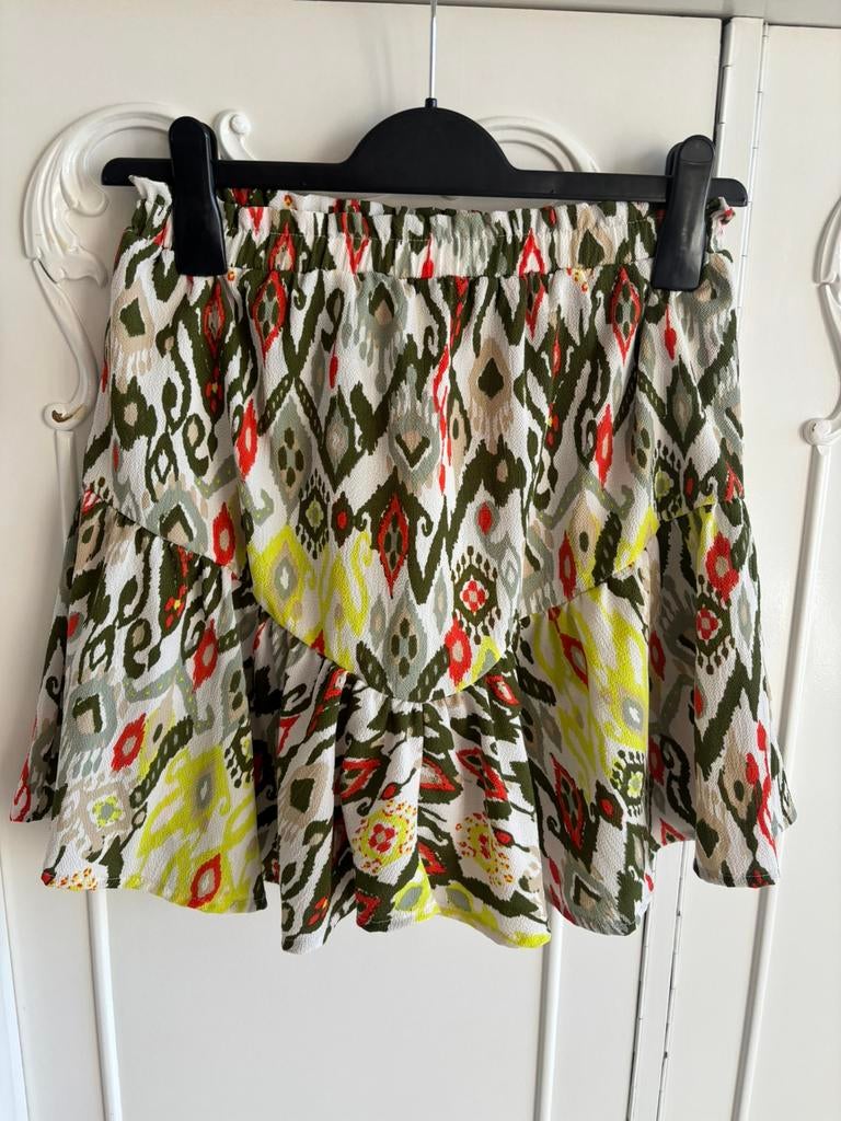 Nieuw ibiza rok met broekje erin Lizzy Lou maat 36 S, Kleding | Dames, Rokken, Overige kleuren, Nieuw, Ophalen of Verzenden, Maat 36 (S)