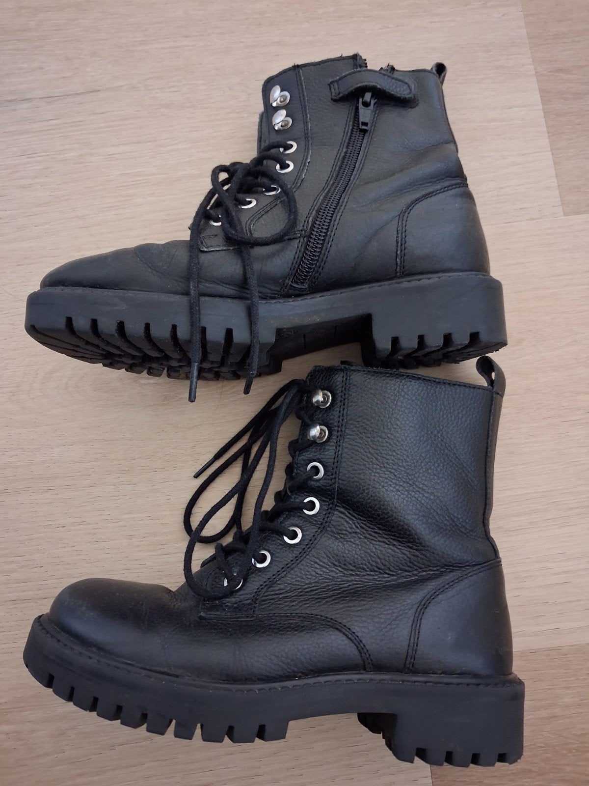 Hush Puppies echt leren laarzen maat 32, Zwart, Lage of Enkellaarzen, Ophalen of Verzenden, Gedragen