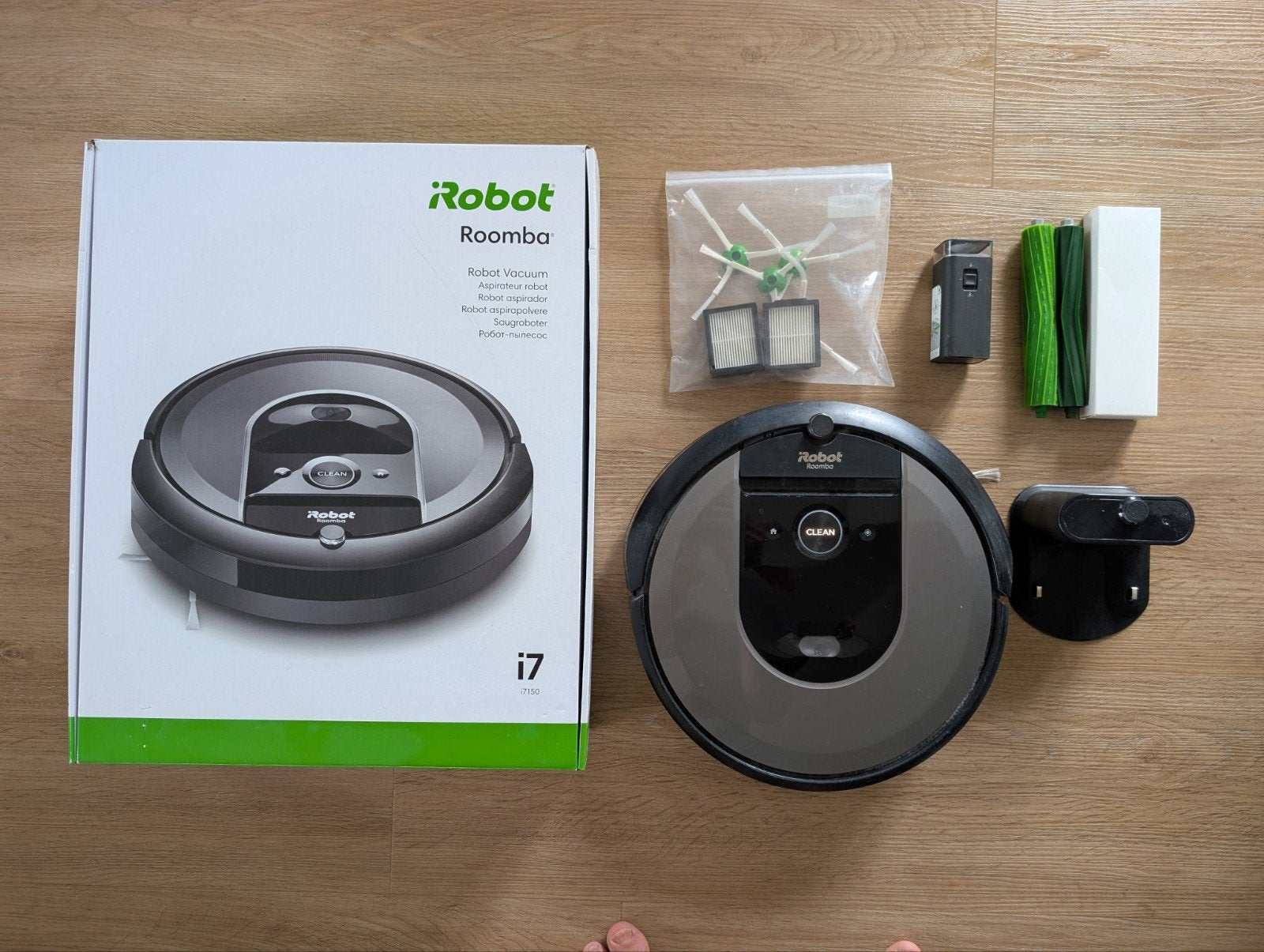 iRobot Roomba i7 Robotstofzuiger met Oplaadstation, Witgoed en Apparatuur, Bedienbaar via app, IRobot, Ophalen of Verzenden, Zo goed als nieuw