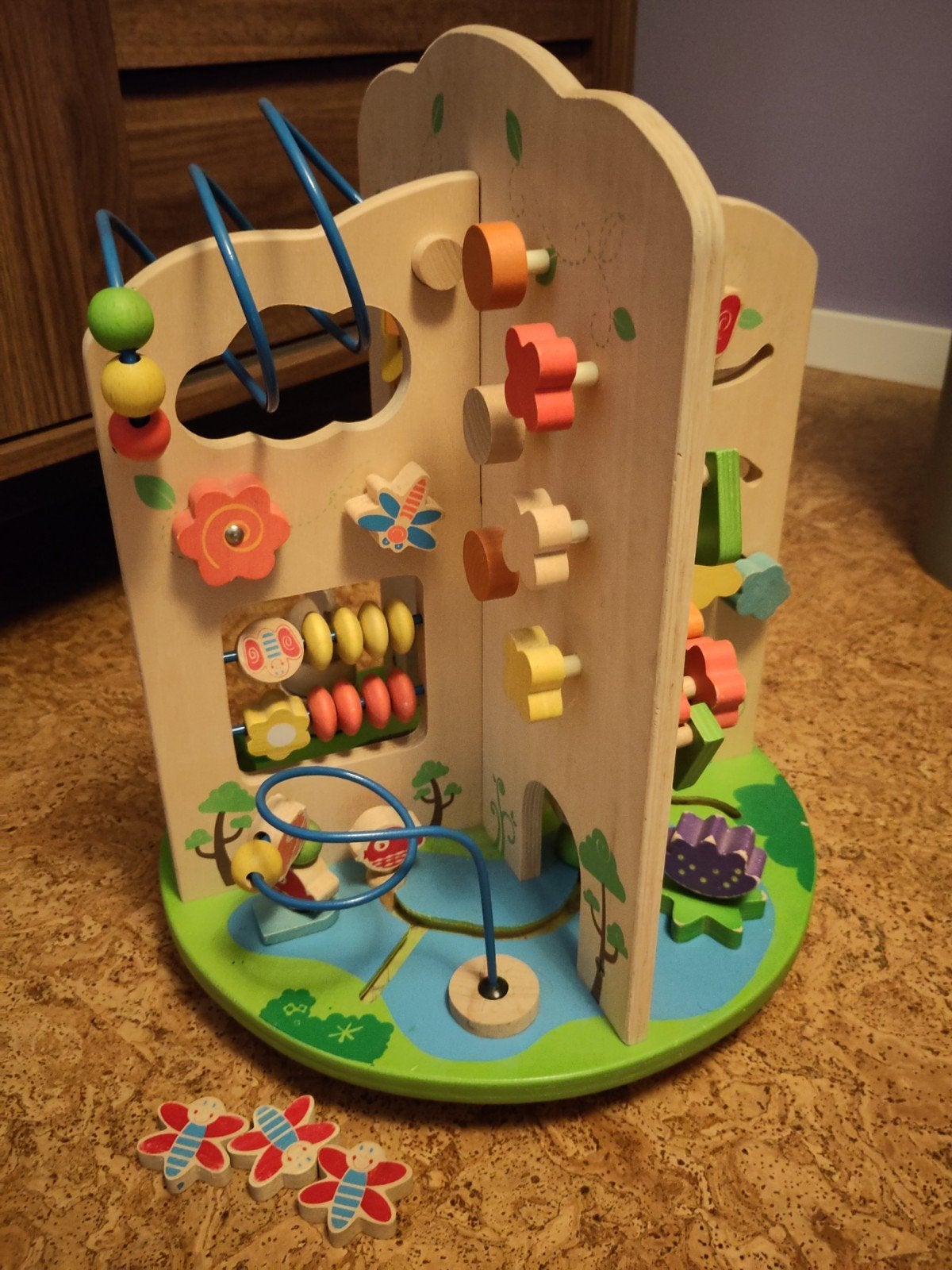 Everearth houten speeltoestel activiteiten toren, Kinderen en Baby's, Speelgoed | Houten speelgoed, Ophalen, Gebruikt, Overige typen