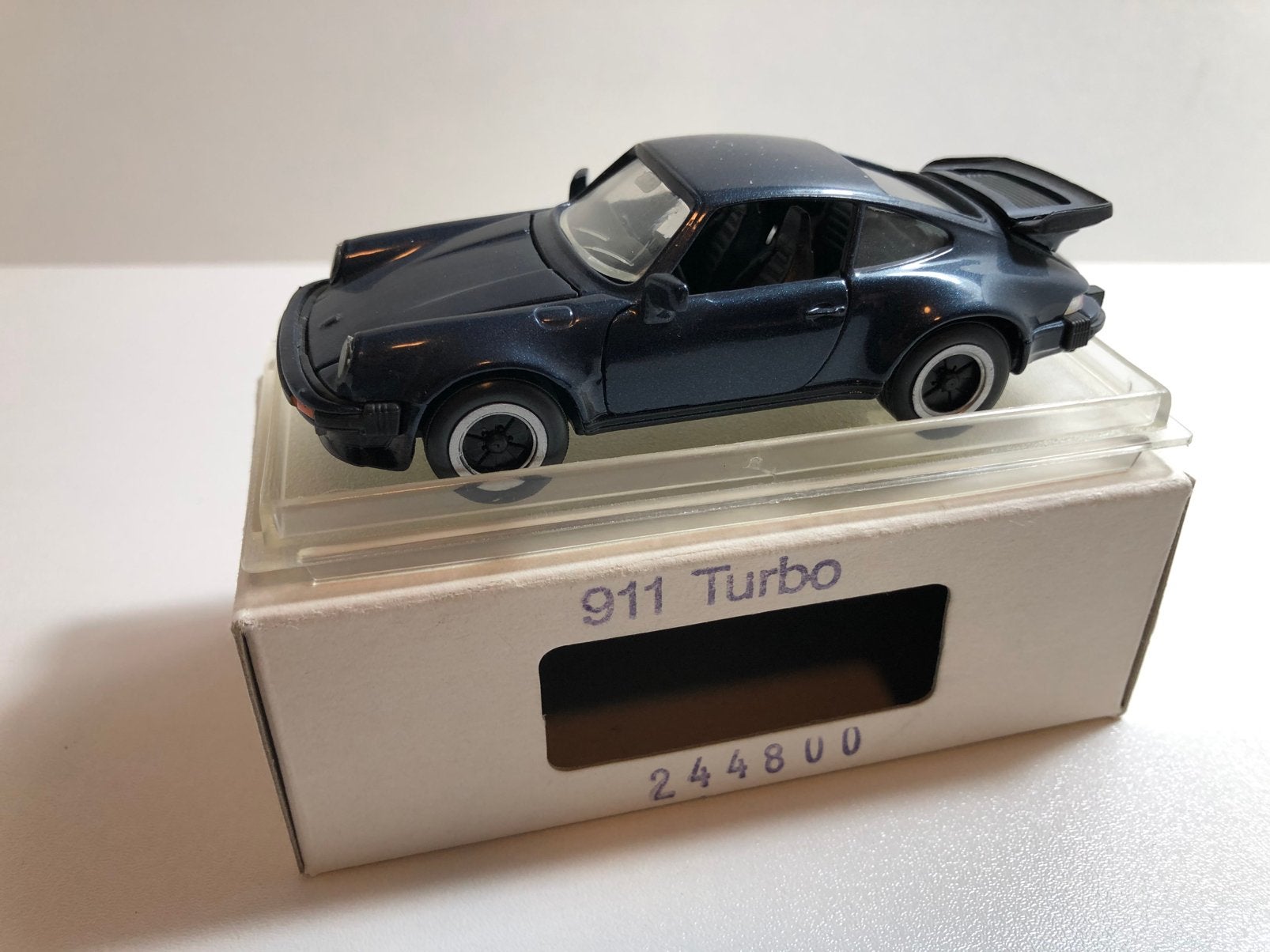 Porsche 911 Turbo, 1:43, NZG, WAP244800, Hobby en Vrije tijd, Modelauto's | 1:43, Ophalen of Verzenden, Zo goed als nieuw, Auto