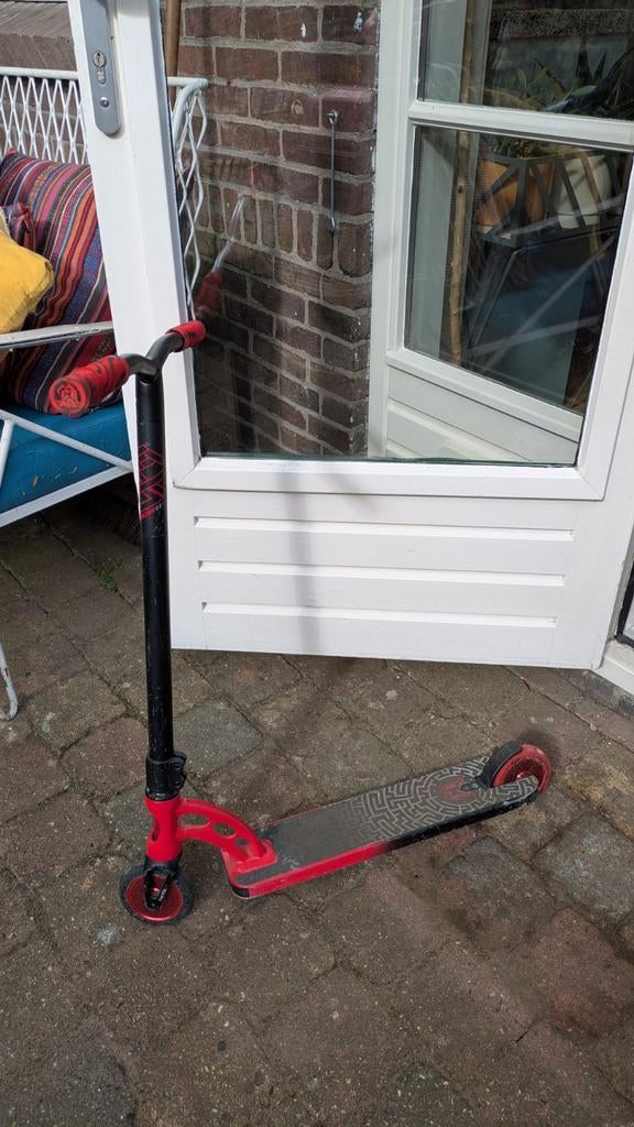 Stuntstep MGP (Madd Gear Pro) - Rood/Zwart, Fietsen en Brommers, Steps, Ophalen, Gebruikt, Gewone step, MGP (Madd Gear Pro)