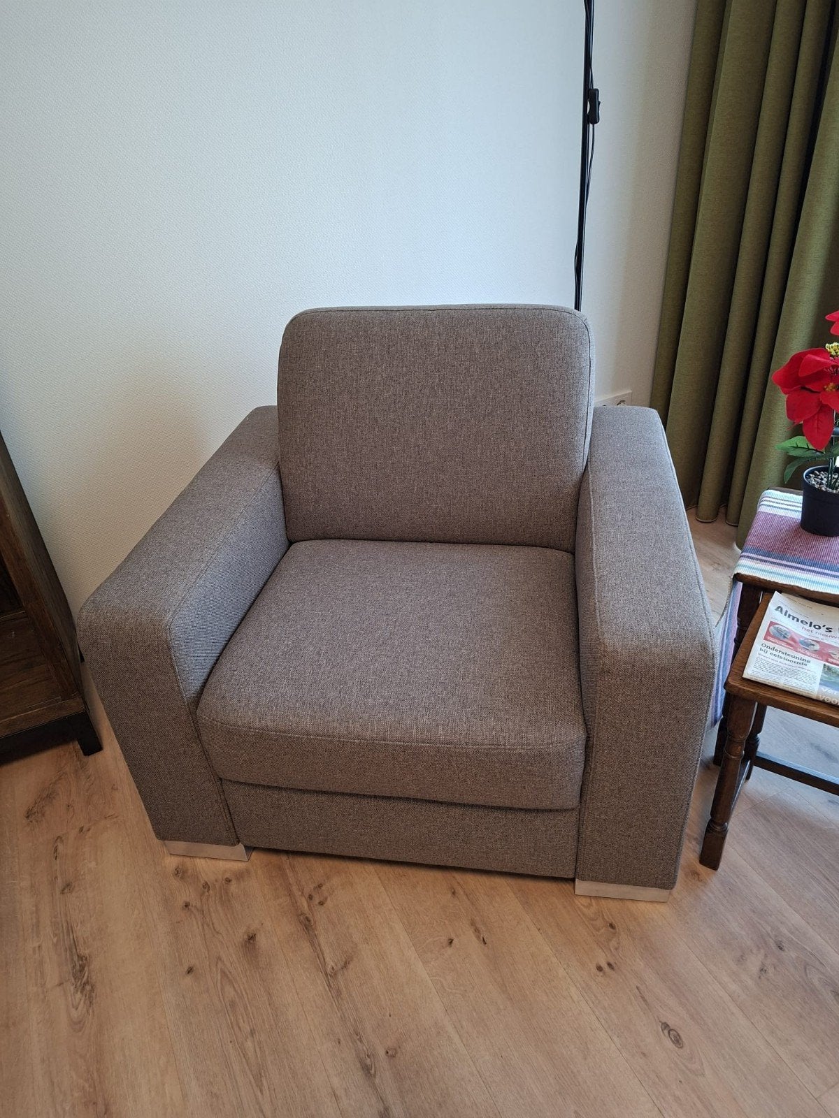 Comfortabele fauteuil, Huis en Inrichting, Fauteuils, Ophalen, 75 tot 100 cm, Zo goed als nieuw, Stof