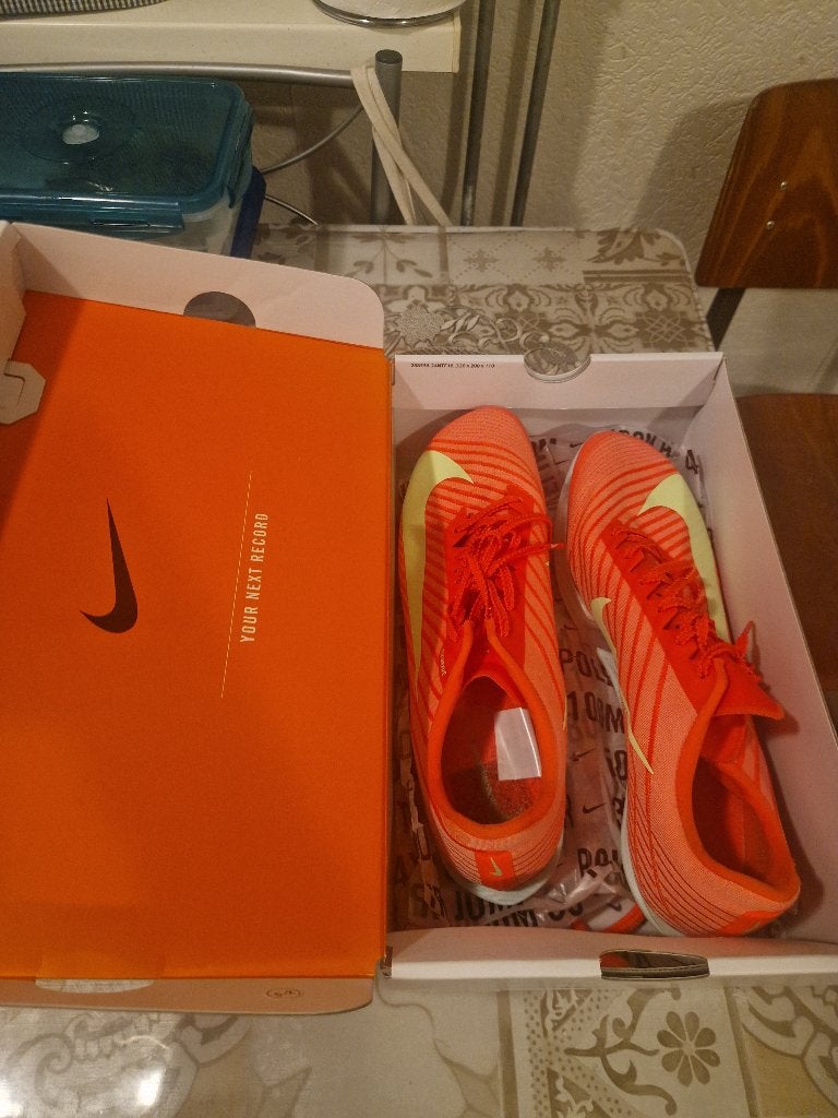 Nike spikes maxfly 44.5, Ophalen of Verzenden, Zo goed als nieuw, Spikes, Nike