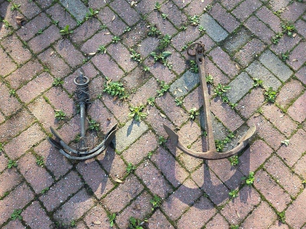 2 ijzeren Ankers, Ophalen, Zo goed als nieuw, Overige typen