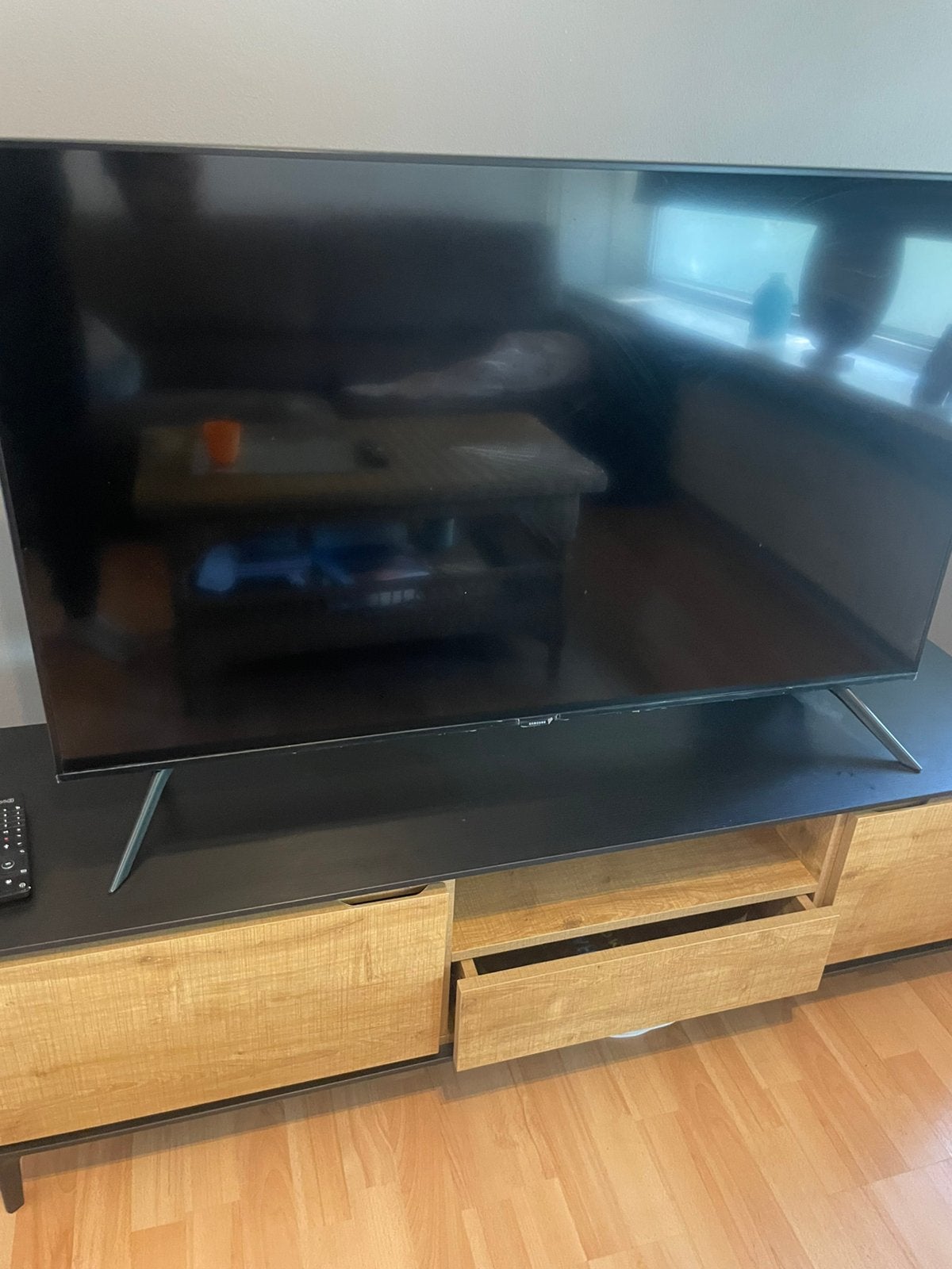 SAMSUNG Crystal UHD 50TU7020 (2020), Ophalen, Zo goed als nieuw, 25 tot 50 cm, Minder dan 100 cm