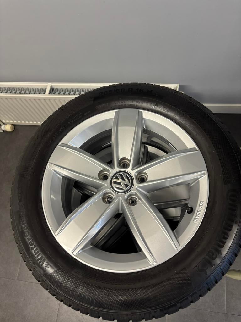 Winterset VW T-Roc, Ophalen, 215 mm, 16 inch, Banden en Velgen