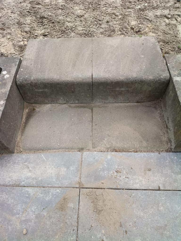 Opstapje beton 40x40x20, Tuin en Terras, Ophalen, Minder dan 100 cm