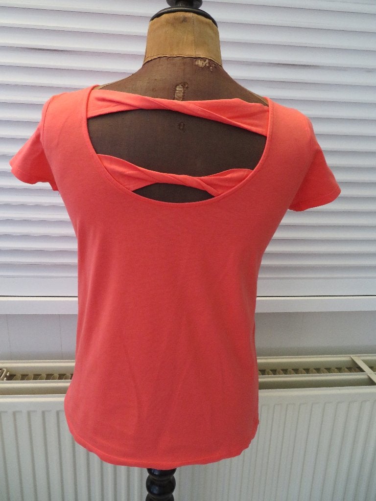 Dames T-Shirt  EDC maat M rood z.g.a.n., Maat 38/40 (M), Ophalen of Verzenden, Zo goed als nieuw, Korte mouw