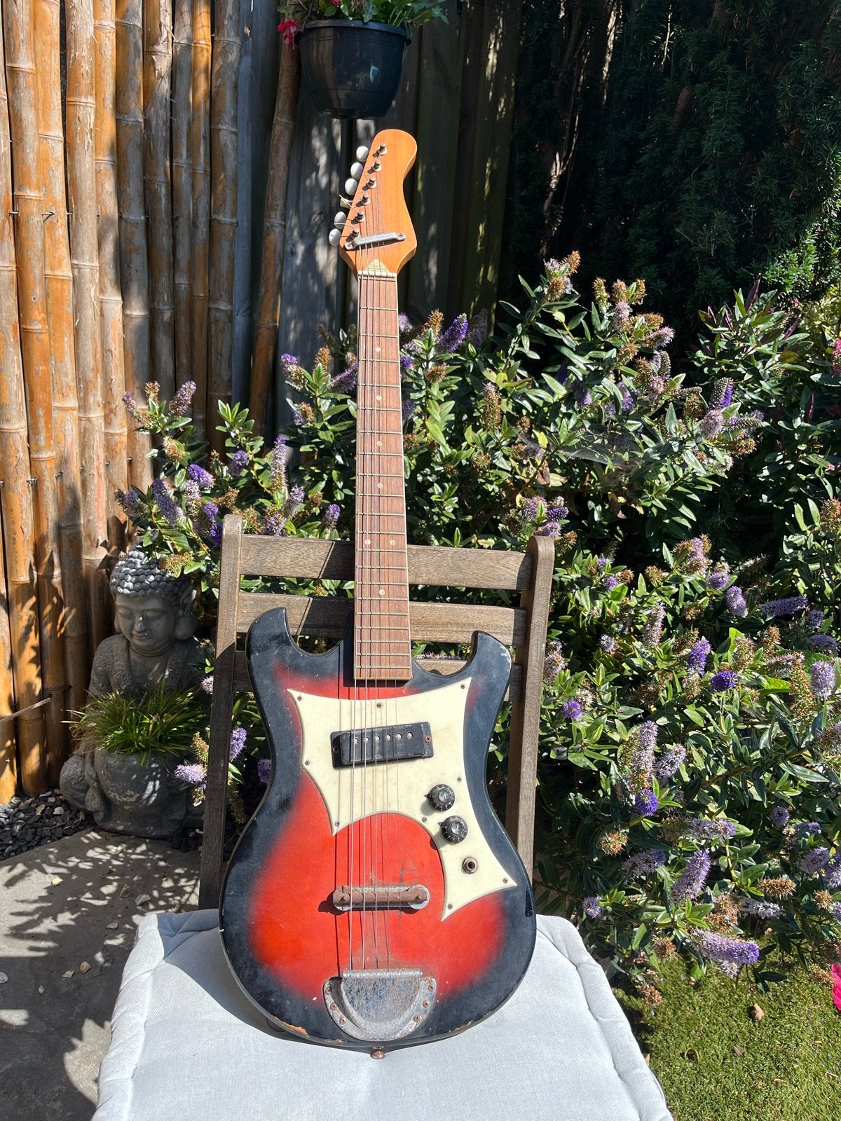Oude Japanse gitaar - Leuk project, werkt niet, Ophalen of Verzenden, Gebruikt, Solid body, Overige merken