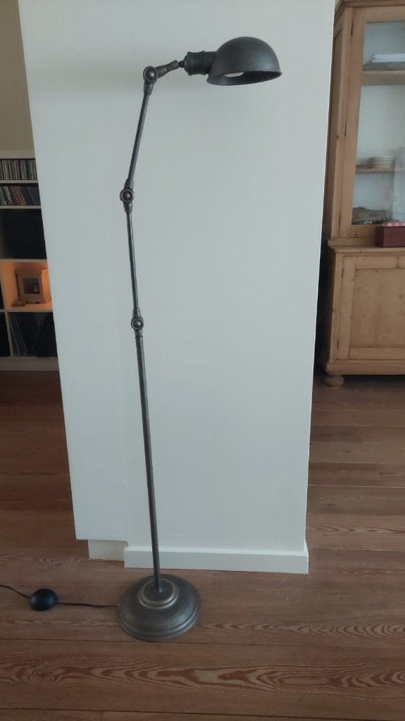 Industriele verstelbare vloerlamp, Zo goed als nieuw, Metaal, 150 tot 200 cm, Jielde signal / Loft