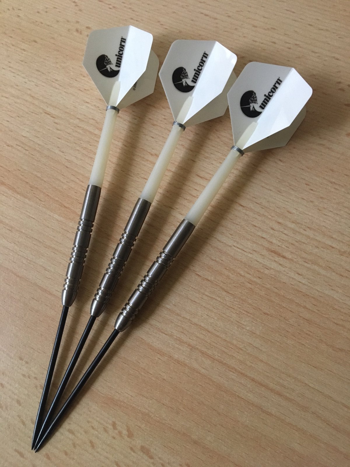Tungsten darts met extreem lange punten 23 gram, Sport en Fitness, Darts, Ophalen of Verzenden, Gebruikt, Pijlen