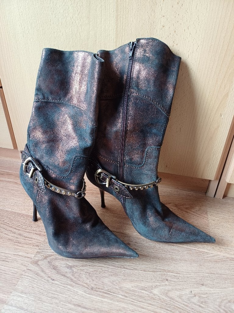 2 paar dames laarzen maat 39, Kleding | Dames, Schoenen, Zwart, Lage of Enkellaarzen, Ophalen of Verzenden, Sacha