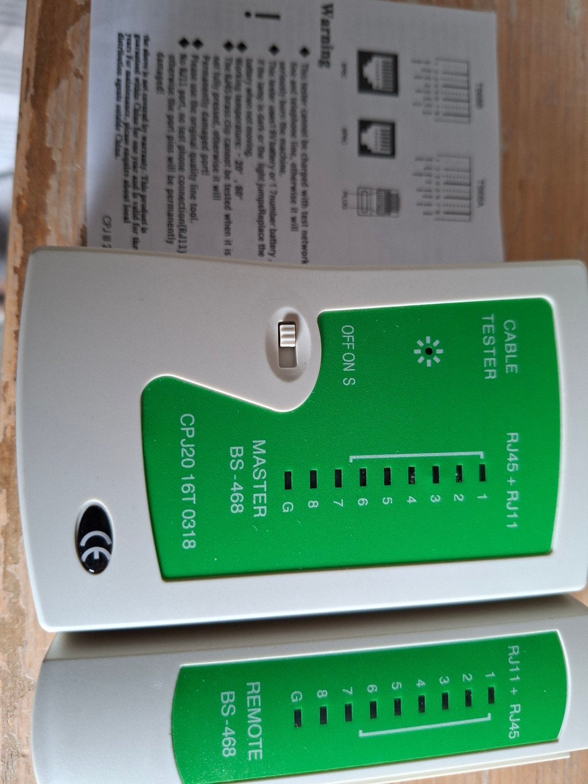 Netwerkkabeltester RJ45/RJ11 - Nieuwstaat, Computers en Software, Pc- en Netwerkkabels, Ophalen of Verzenden, Zo goed als nieuw
