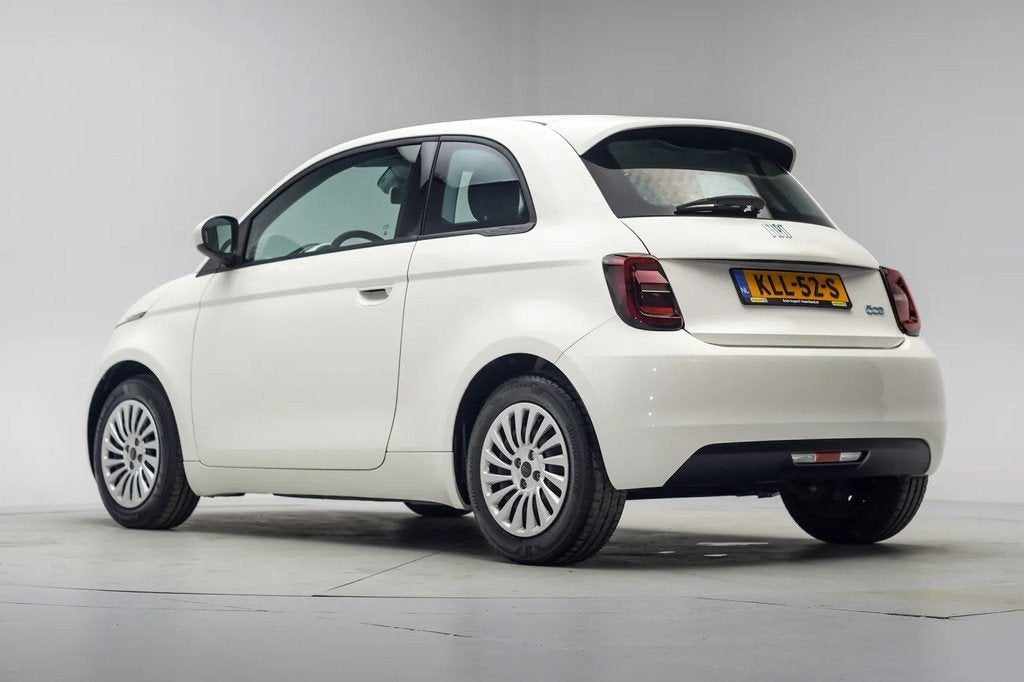 Fiat 500E 24 kWh 3-Fase [ Apple/Android Clima Verkeersbordhe, Auto's, Fiat, 0 cilinders, Gebruikt, 95 pk, Wit