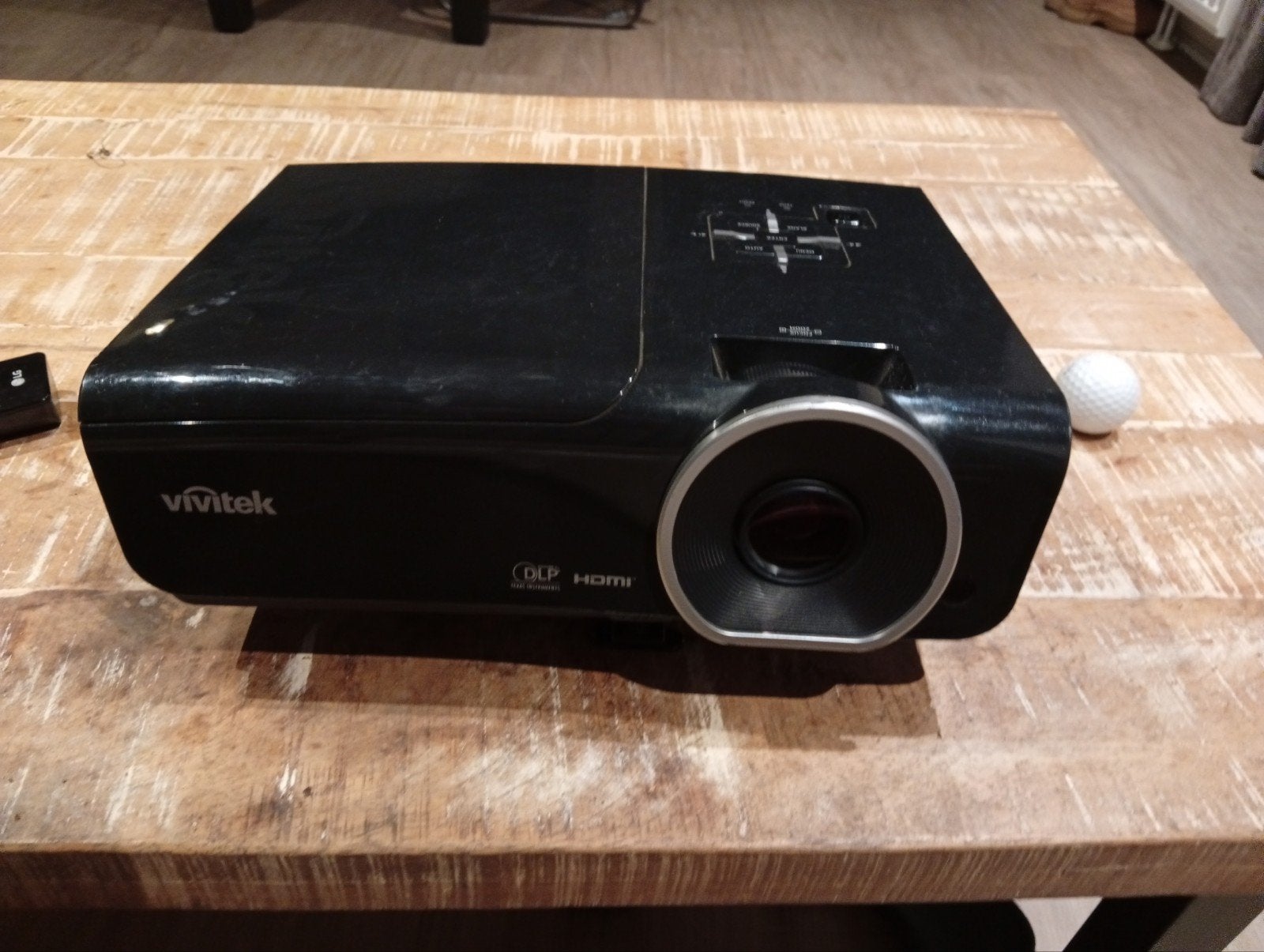 Projector Vivitek D952HD, Ophalen